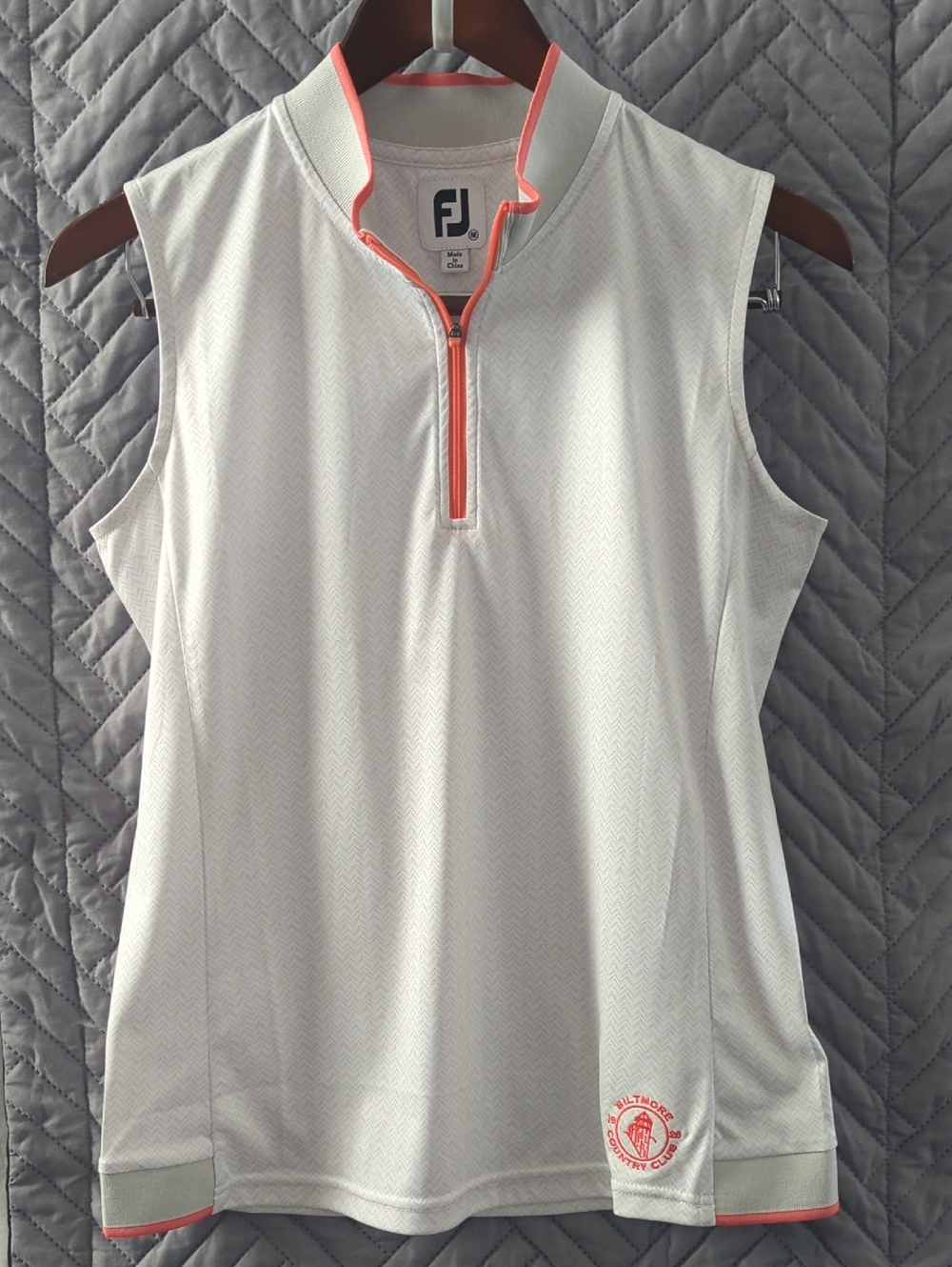 FootJoy Women’s Sleeveless Golf Polo White Light Tan Orange Medium Biltmore CC